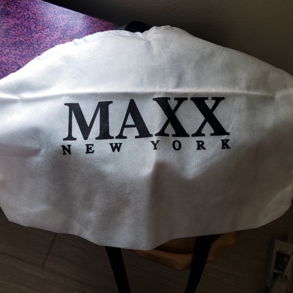 Maxx NY Leather And Suede Shoulder Satchel Bag - Picture 10 of 16
